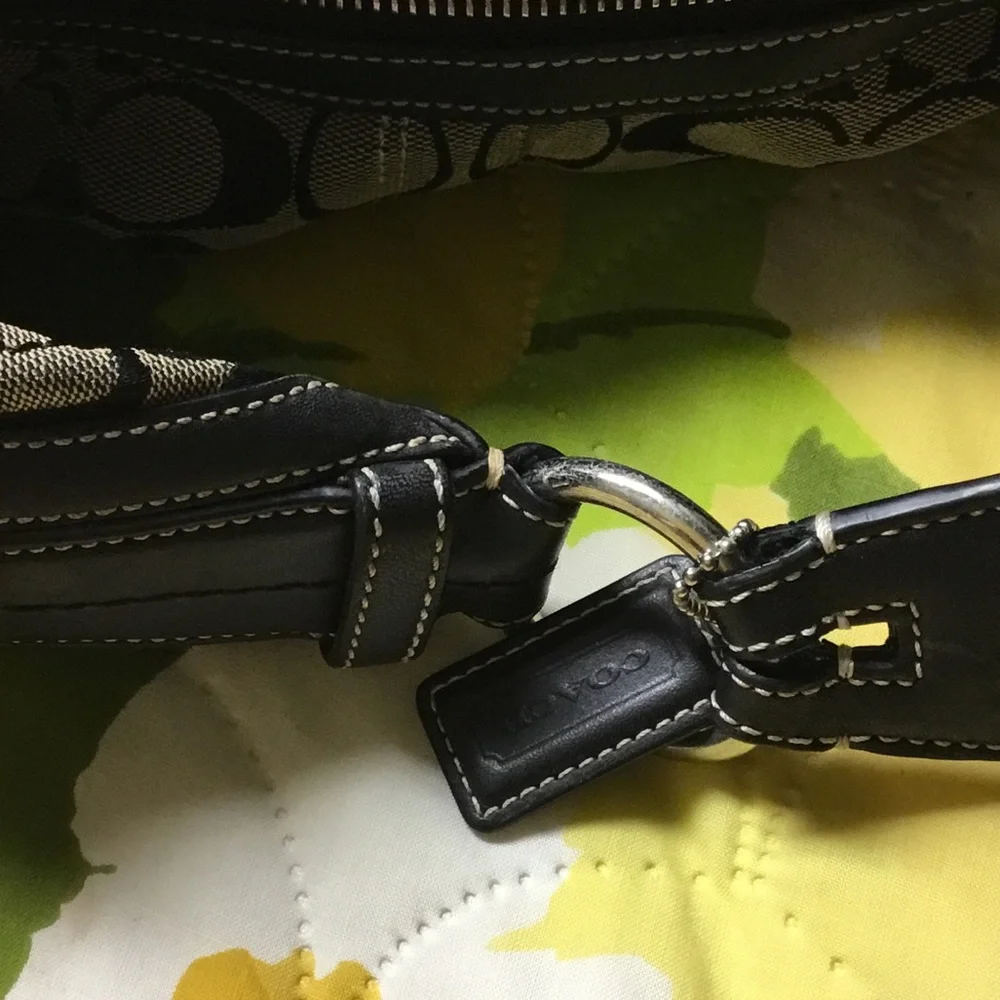 Coach Signature Hobo Shoulder Bag - Black & Khaki
